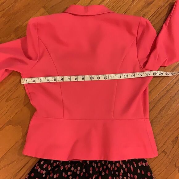 Size 8 Miss Dorby two-piece suit - Picture 8 of 11